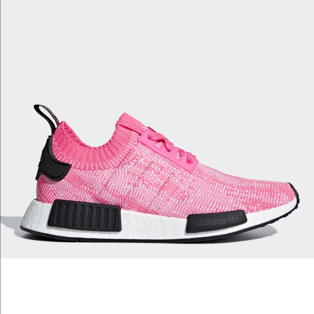 NMD_R1 PK W HOT PINK /WHITE/BLACK NEW SOLD OUT